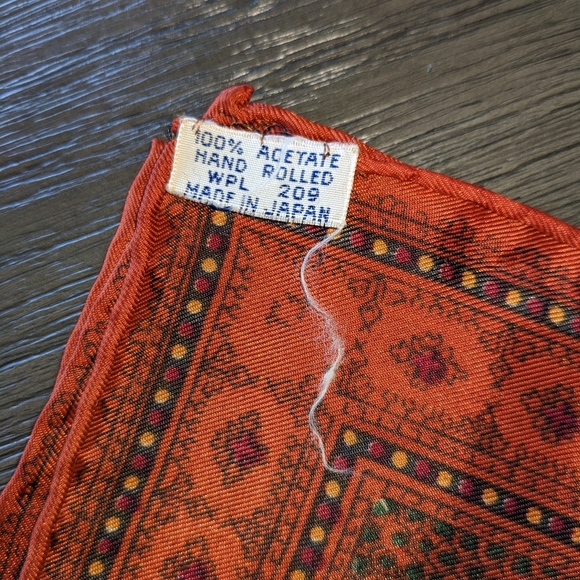 Vintage WPL Hand Rolled Scarve / Wrap Made In Japan - Picture 5 of 5